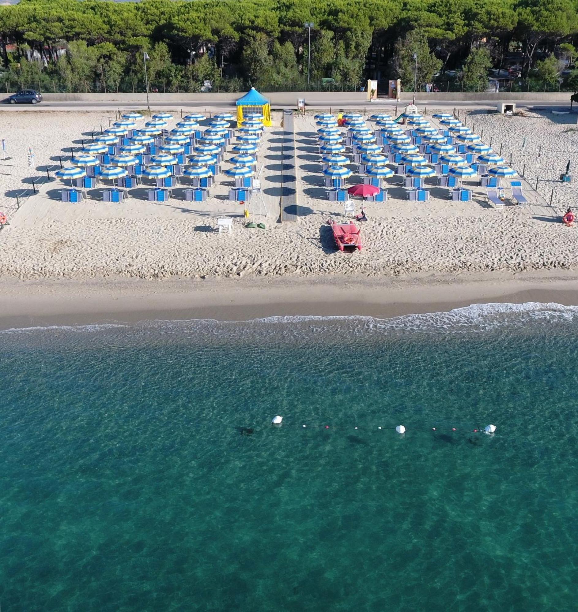 Villaggio Camping Lungomare Cropani Kültér fotó