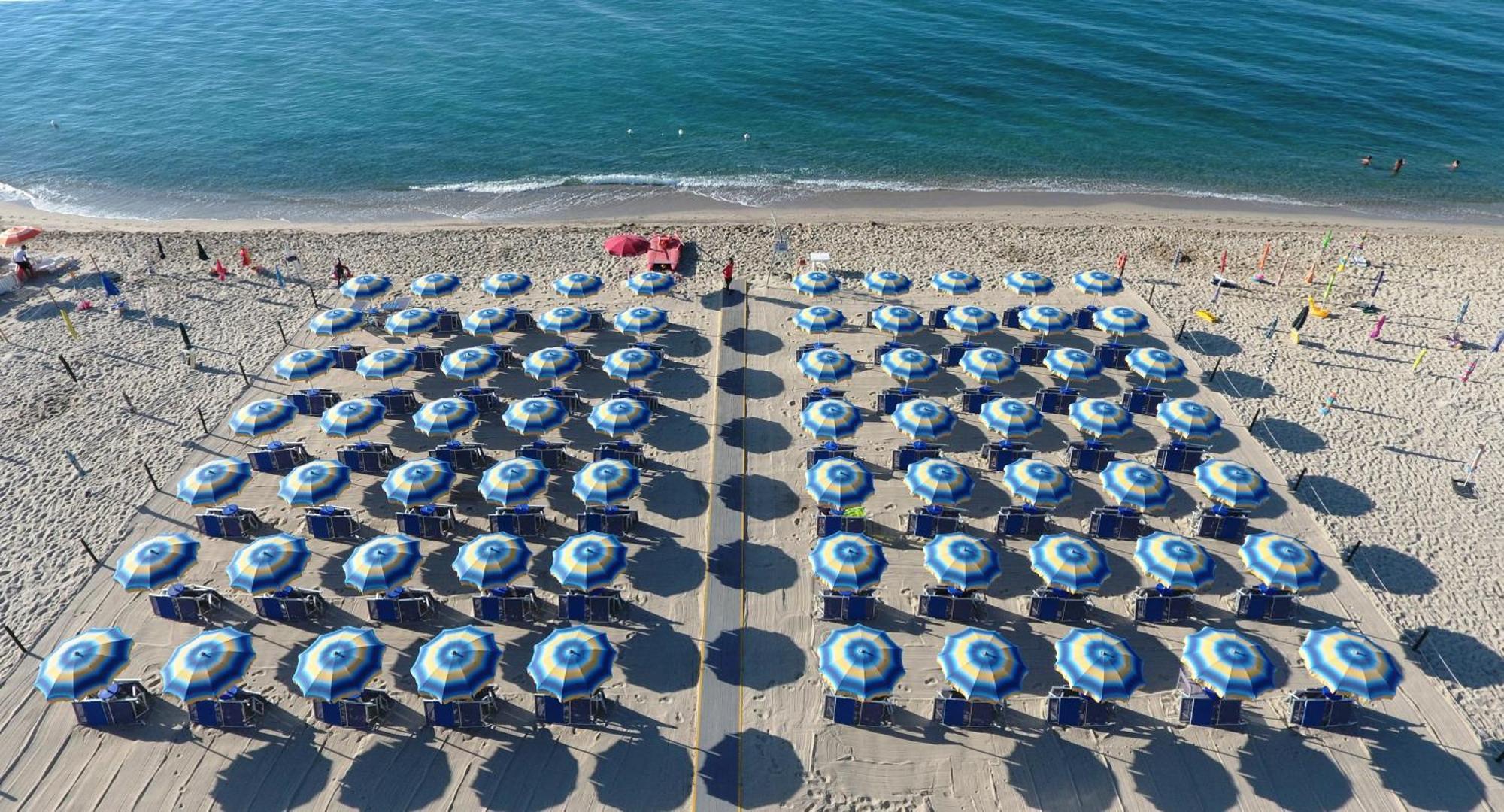Villaggio Camping Lungomare Cropani Kültér fotó