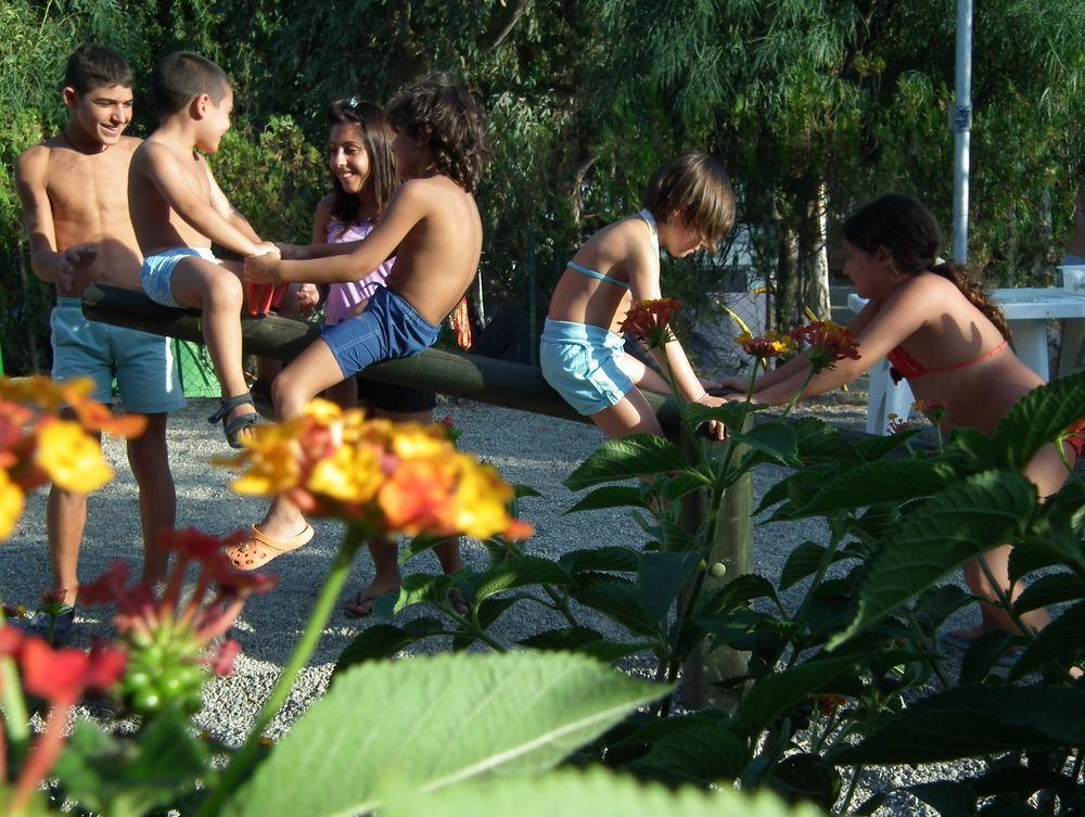Villaggio Camping Lungomare Cropani Kültér fotó