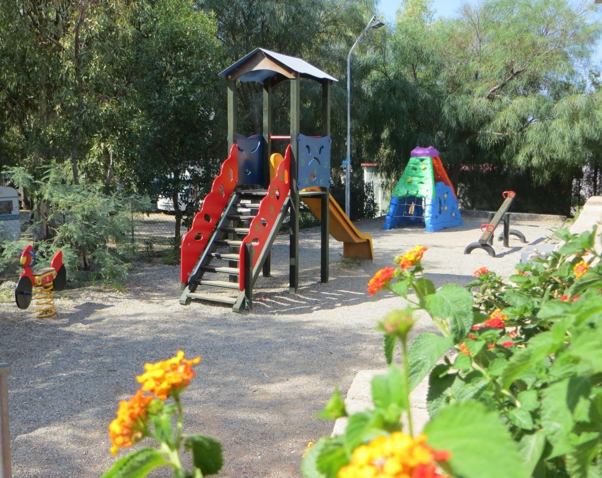 Villaggio Camping Lungomare Cropani Kültér fotó