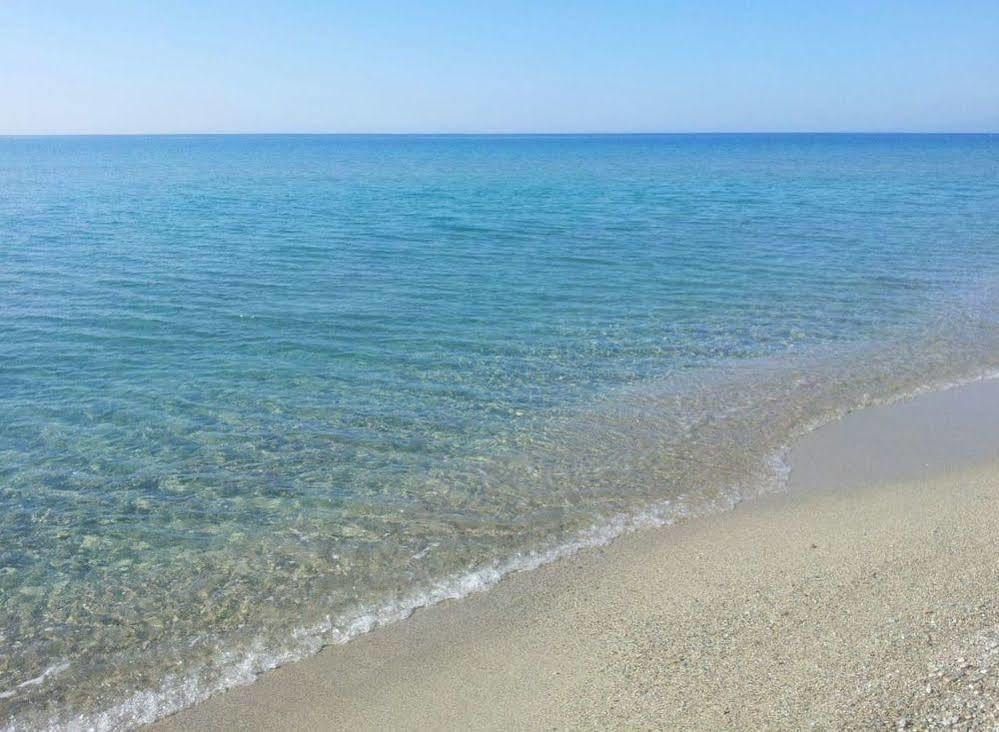 Villaggio Camping Lungomare Cropani Kültér fotó